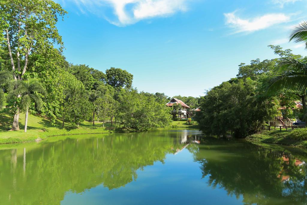 Nai Harn Baan-Bua Villas Kültér fotó